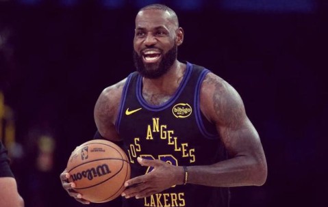 PG-关于詹姆斯新星精彩发挥表现惊艳，西班牙队未来可期！的信息