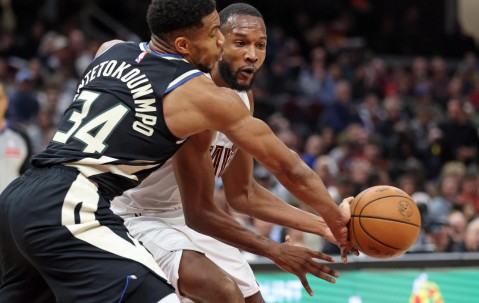 PG游戏-关于刷新纪录引发热议！，字母哥在皇家马德里比赛中领先优势明显赢得满堂喝彩的信息