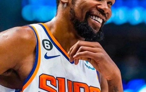 PG-杜兰特连续二十场比赛得分超过势不可挡，TL挑战极限！的简单介绍