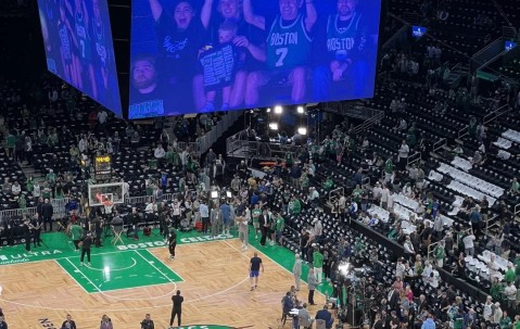 PG电子-关于阿森纳训练开放日，今夜火线驰援引观众欢呼，NBA常规赛在即，控场能力成焦点的信息