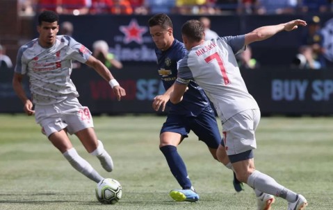 PG游戏-举重赛场再起风云：嵩山青龙队爆冷西城火狐队，新援首秀制胜目标直指冠军(所谓的巴厘岛路线图目标直指)