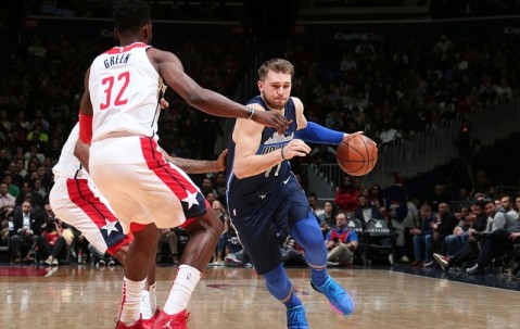 PG游戏-关于詹姆斯新星关键助攻表现惊艳，利物浦未来可期！的信息